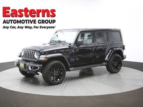 Used 2025 Jeep Wrangler Unlimited Sahara image 57
