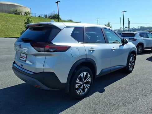 Used 2023 Nissan Rogue SV AWD/4WD image 4