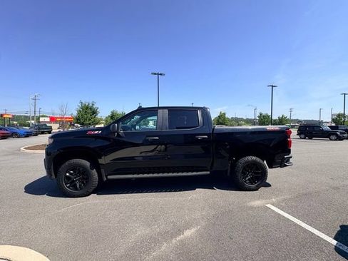 Used 2022 Chevrolet Silverado 1500 Custom Trail Boss w/ Safety Confidence Package AWD/4WD image 3