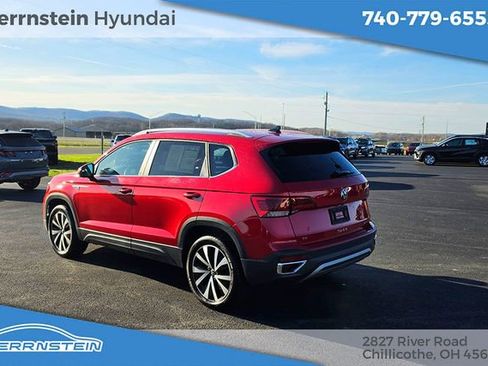 Used 2022 Volkswagen Taos SE image 5