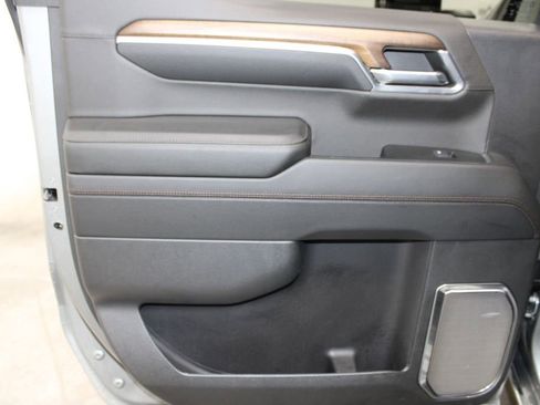 Used 2024 Chevrolet Silverado 1500 High Country w/ High Country Premium Package image 26