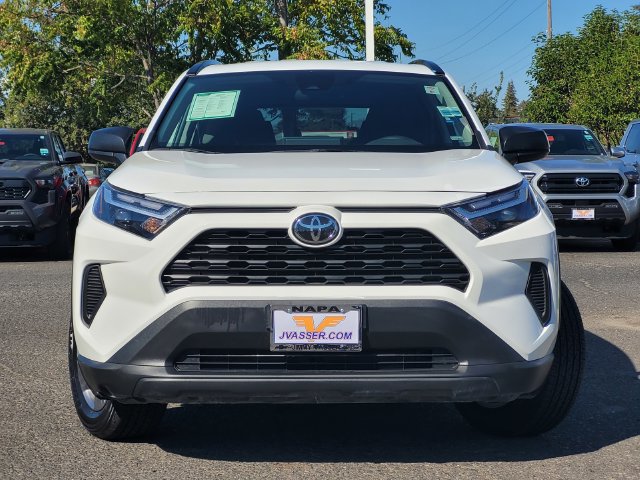 Certified 2025 Toyota RAV4 LE AWD/4WD image 3