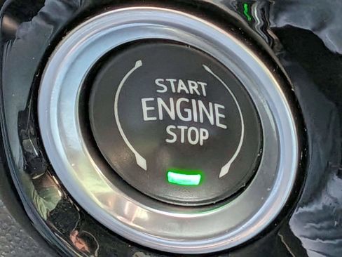 Used 2022 GMC Sierra 1500 SLT w/ SLT Premium Plus Package image 26