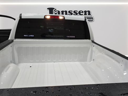 New 2026 RAM 1500 Big Horn AWD/4WD image 18