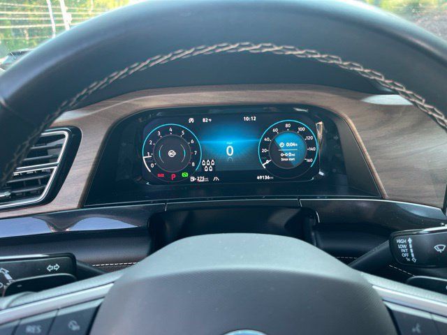 Used 2025 Volkswagen Atlas SE FWD image 23