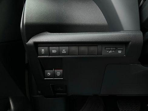 New 2026 Toyota Sienna XSE image 23