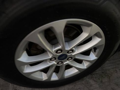 Used 2020 Ford Escape SE FWD image 10
