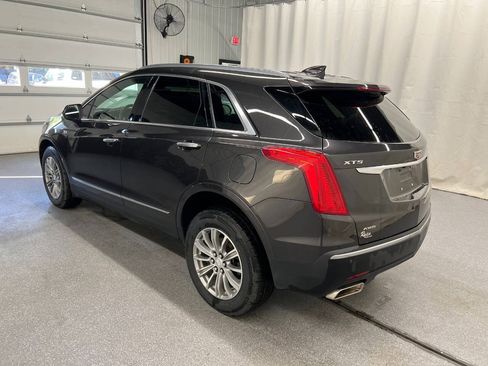 Used 2017 Cadillac XT5 Luxury w/ Driver Awareness Package AWD/4WD image 6