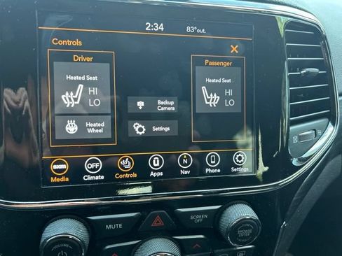 Used 2021 Jeep Grand Cherokee Laredo X AWD/4WD image 22