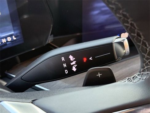 New 2026 Chevrolet Suburban High Country image 17