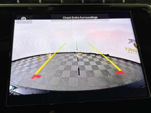 New 2025 Jeep Grand Cherokee Altitude image 20