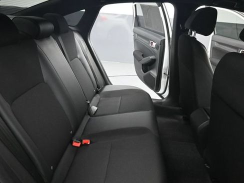 Used 2023 Honda Civic Sport image 22