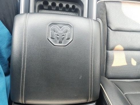 Used 2024 RAM 1500 Laramie image 29