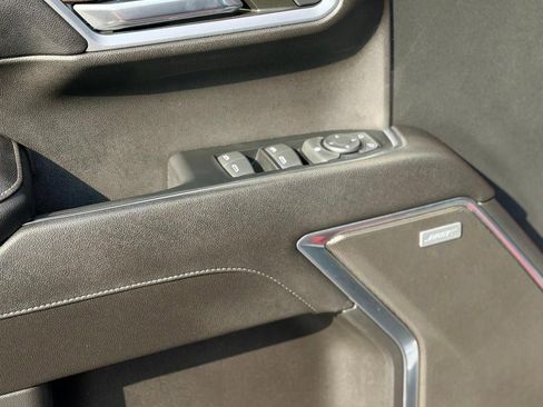 Used 2023 Chevrolet Silverado 1500 RST image 11