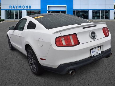 Used 2011 Ford Mustang GT Premium RWD image 6