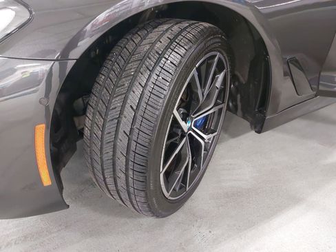 Used 2023 BMW 540i xDrive w/ M Sport Package image 34