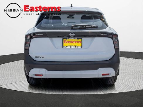 New 2026 Nissan Kicks S image 8