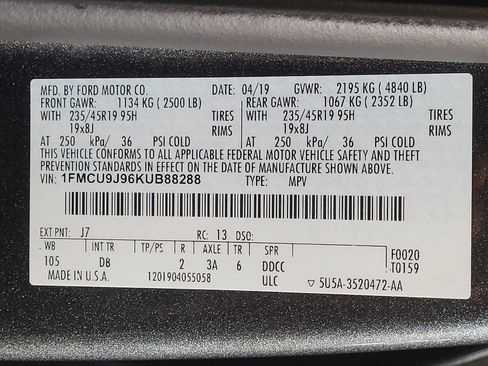 Used 2019 Ford Escape Titanium AWD/4WD image 33