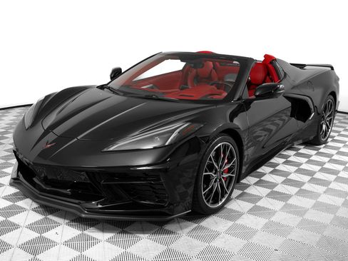 Used 2023 Chevrolet Corvette Stingray Premium Conv w/ Z51 Performance Package RWD image 10