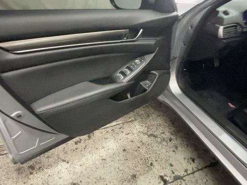 Used 2020 Honda Accord Sport image 31