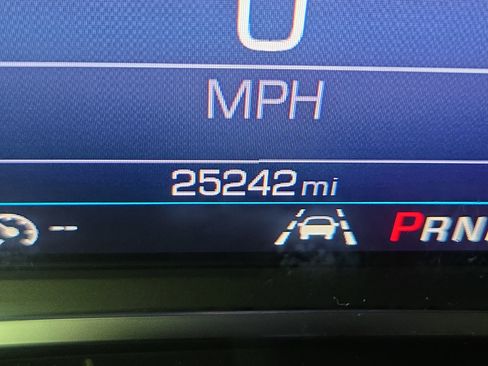 Used 2022 Chevrolet Equinox LS w/ LS Convenience Package image 18