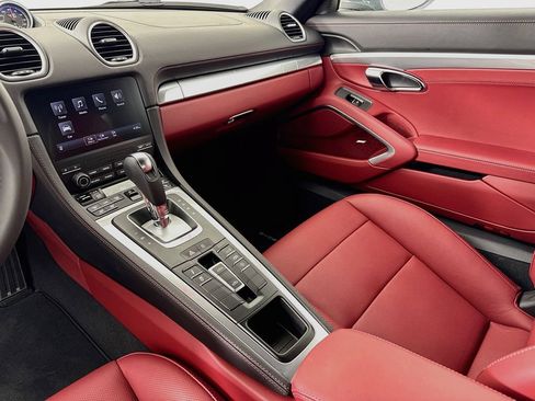 Certified 2025 Porsche 718 Boxster GTS RWD image 23