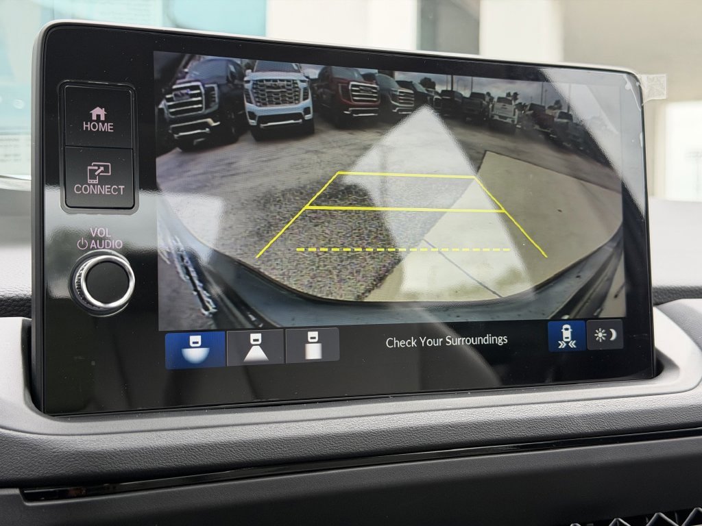 Used 2025 Honda Accord SE image 19