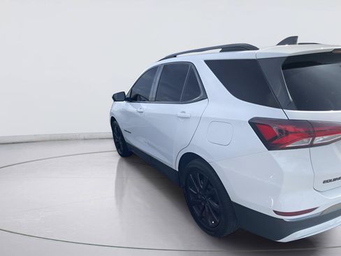Used 2023 Chevrolet Equinox RS w/ LPO, Floor Liner Package FWD image 4