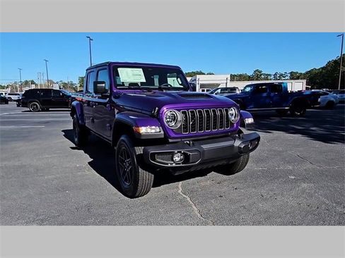 New 2026 Jeep Gladiator Sport image 17