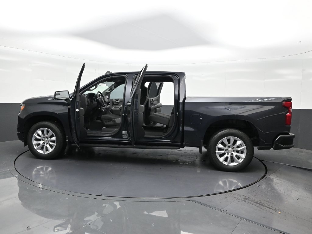 Used 2022 Chevrolet Silverado 1500 Custom RWD image 37