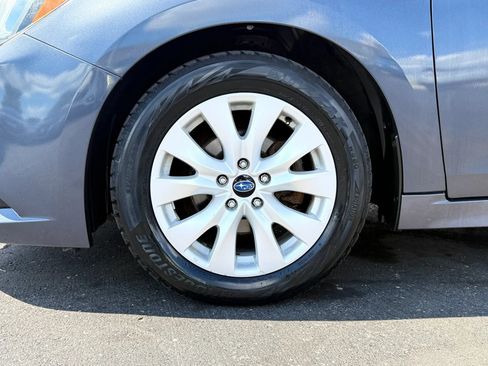 Used 2015 Subaru Legacy 2.5i Premium w/ Moonroof Package AWD/4WD image 41