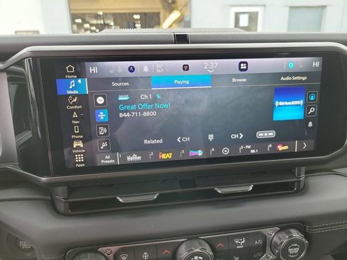 New 2026 Jeep Gladiator Mojave image 17