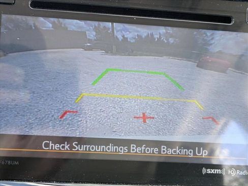 Used 2017 Subaru Forester 2.5i Premium AWD/4WD image 11