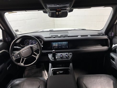 Used 2023 Land Rover Defender 110 X-Dynamic SE image 35