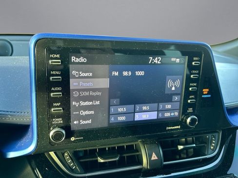 Used 2021 Toyota C-HR XLE FWD image 22