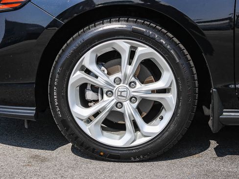 Certified 2023 Honda Accord LX image 11