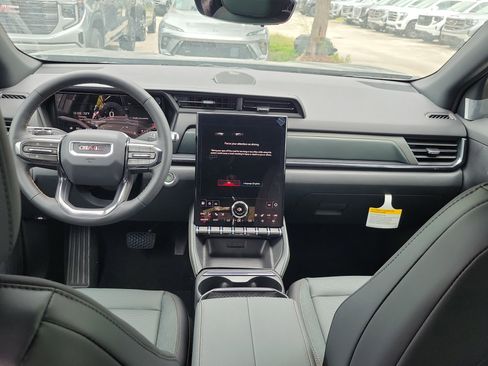 New 2026 GMC Terrain AT4 AWD/4WD image 6