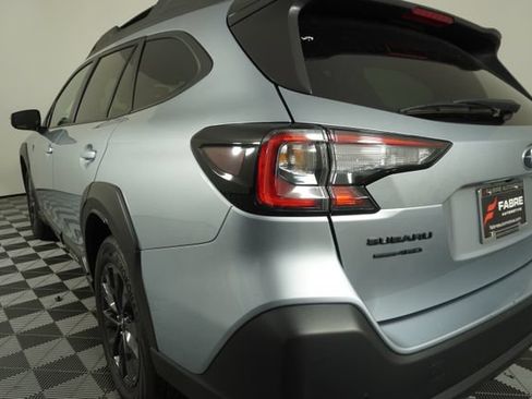 Certified 2025 Subaru Outback Onyx Edition AWD/4WD image 12