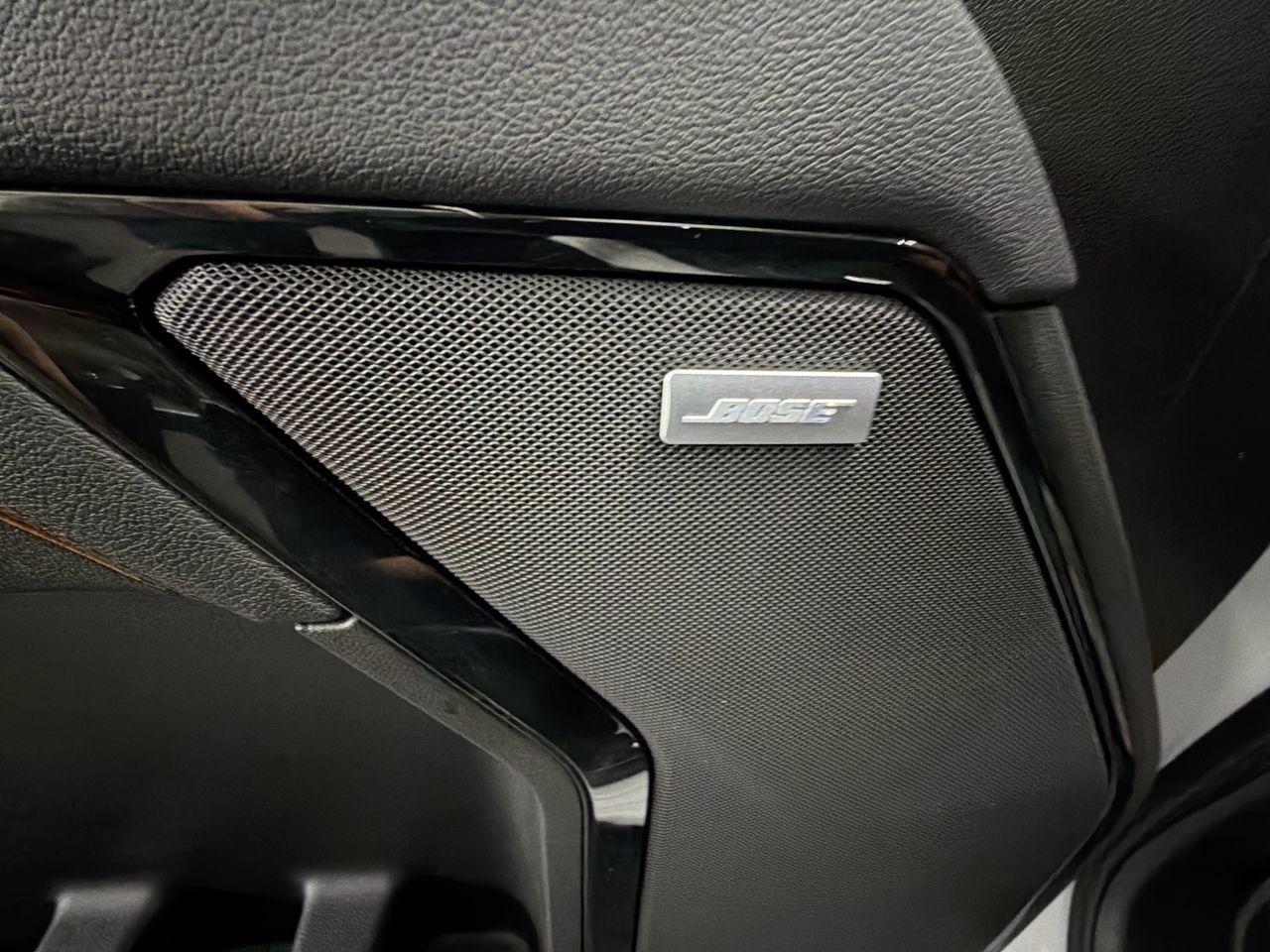 Certified 2025 GMC Sierra 1500 AT4 w/ AT4 Premium Package AWD/4WD image 25