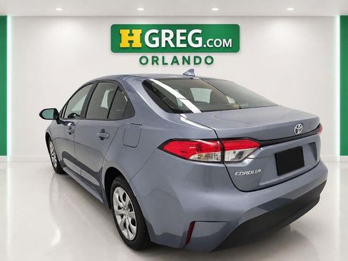 Used 2025 Toyota Corolla LE FWD image 6