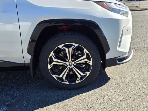 Certified 2025 Toyota RAV4 XSE image 9