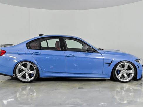 Used 2018 BMW M3 RWD image 14