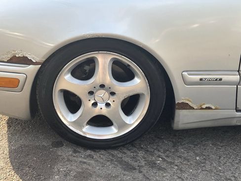 Used 1999 Mercedes-Benz E 430 Sedan image 14
