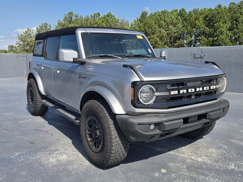 Used 2023 Ford Bronco Outer Banks AWD/4WD image 7