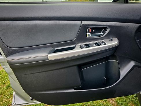 Used 2017 Subaru Crosstrek 2.0i Limited w/ Popular Package #2 image 10