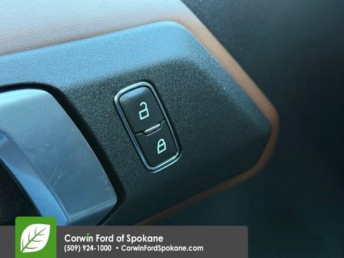 Used 2024 Ford Bronco Outer Banks AWD/4WD image 22
