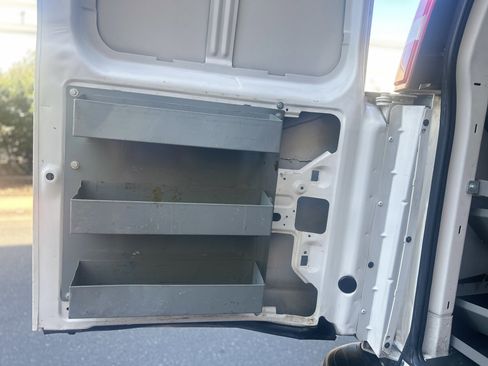 Used 2019 Chevrolet Express 3500 w/ Driver Convenience Package image 10