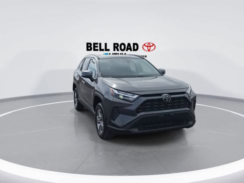Used 2025 Toyota RAV4 XLE image 3