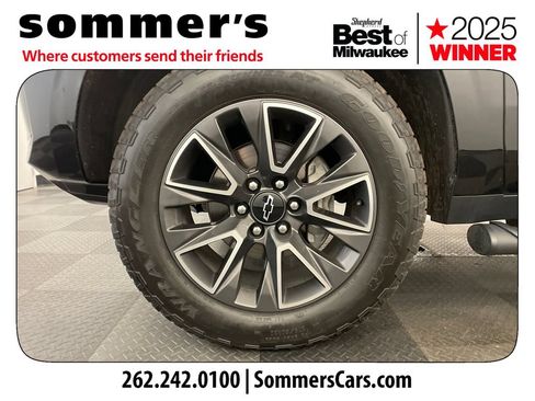 Used 2023 Chevrolet Suburban Z71 w/ Luxury Package AWD/4WD image 25