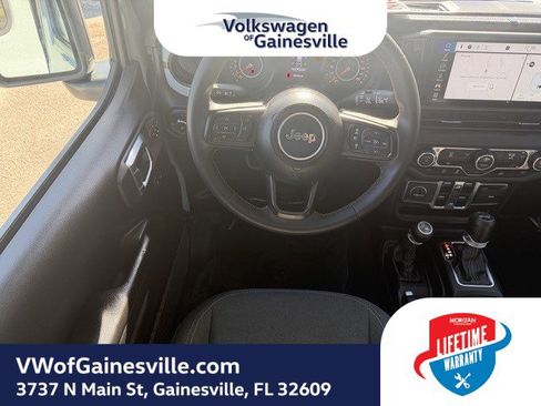 Used 2024 Jeep Wrangler Sport S image 14